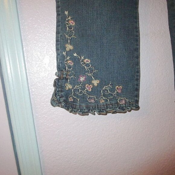 VTG Shyger EMBROIDERED Flare Size 12 33 JEANS Crop RHINESTONES Ruffle Hems BOHO - Picture 5 of 12